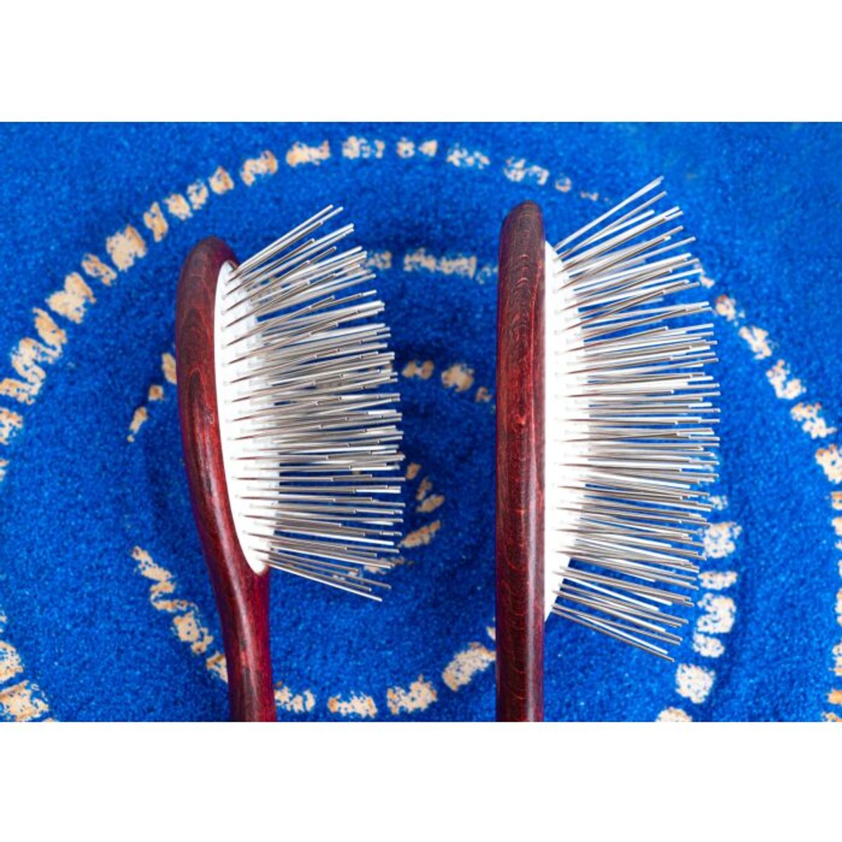 Maxi Pin Brush Pocket 18.5 cm - Extra Long Pin 3 cm, Show Tech