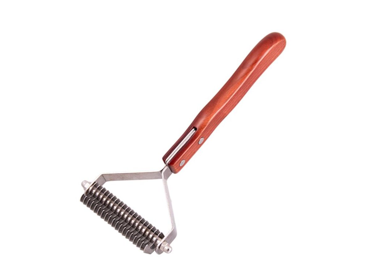 Wide Dematting Coat Rake - 19 Blades, Dezynadog